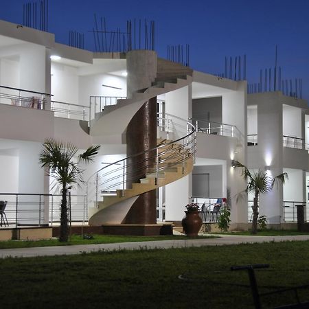 Royal Apartments & Villas Ulcinj Exterior foto